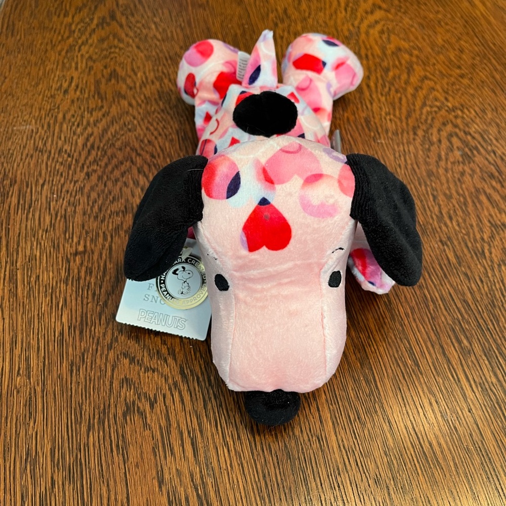 NWT | Hallmark Peanuts Heart-to-Heart Floppy Snoopy Plush 10” ❤️🩷